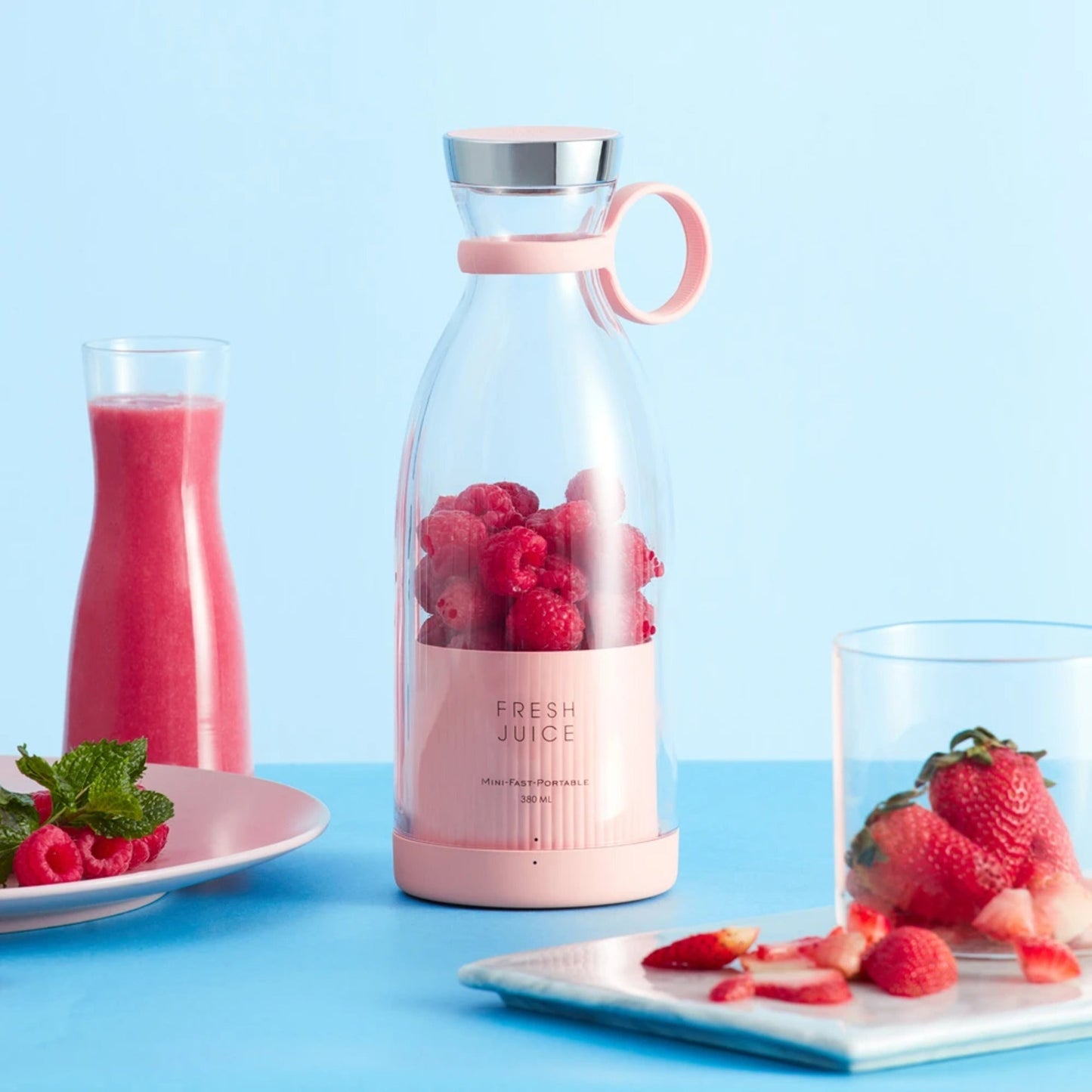Portable Electric Blender Bottle - USB Rechargeable Mini Juicer for Fresh Juices